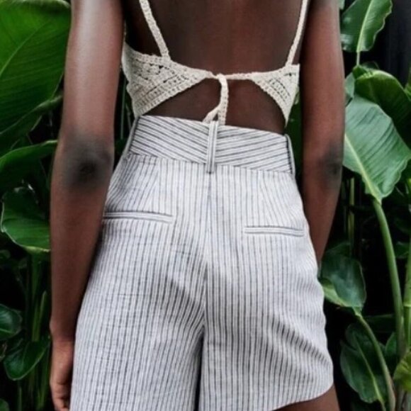 Zara Shorts with Black & White stripes SIZE XL 2542/145/066 - Picture 5 of 7